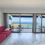 On The Beach, Rickeys 로퀴에브륀캡마르탱